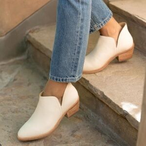 Nisolo Mia Everyday Ankle Bootie, NWT Size 10